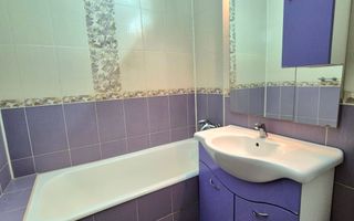 Apartament 3 camere - metrou 1 Dec. - Poză 9