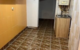 COMISION 0 | Apartament 2 camere | decomandat | zona Micro 2 - Poză 3