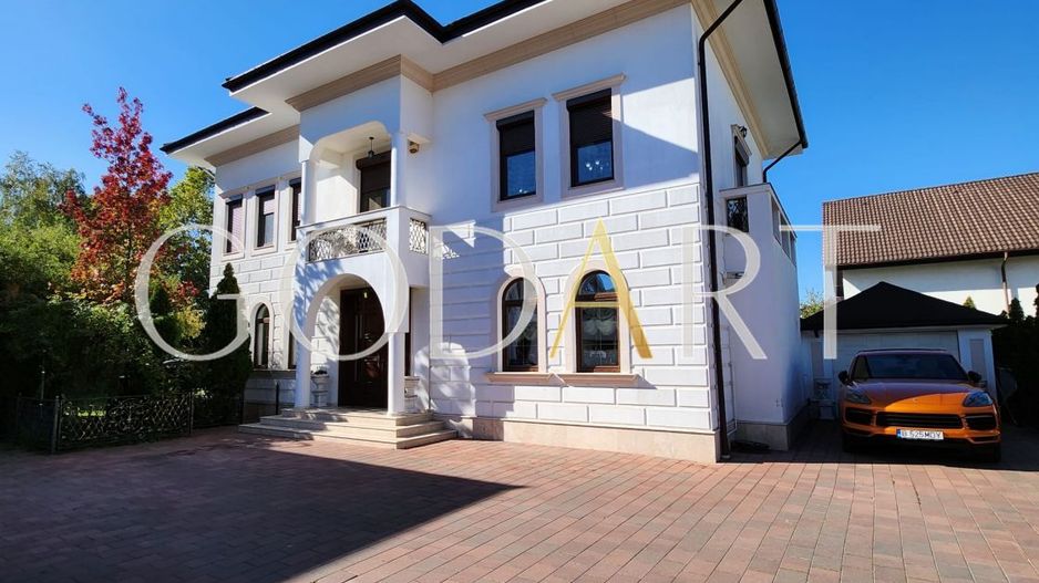 Resedinta exclusivista | Curte generoasa | Erou Iancu Nicolae - Poză 2