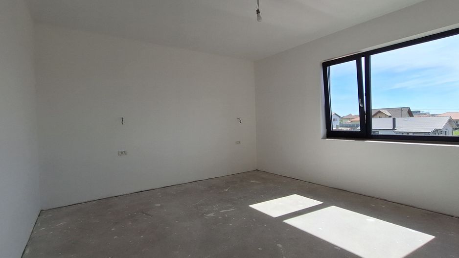 Duplex modern P+E cu 4 camere - Poză 12