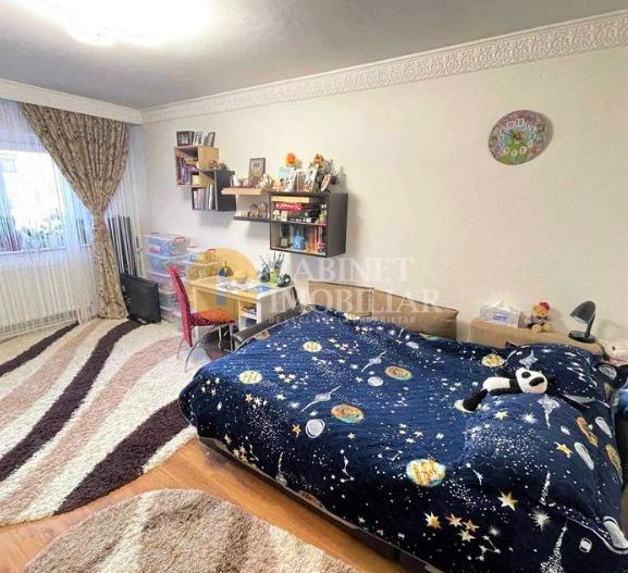 Etaj 2, apartament cu 2 camere decomandat zona Galata - Poză 2