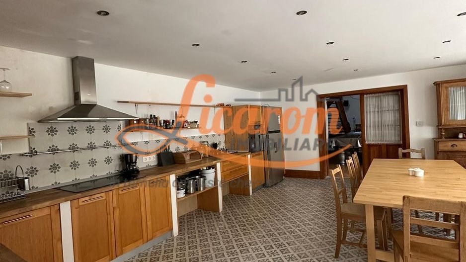 Casa saseasca CRISTIAN,amenajata LUX,pt turism,piscina,curte - Poză 23