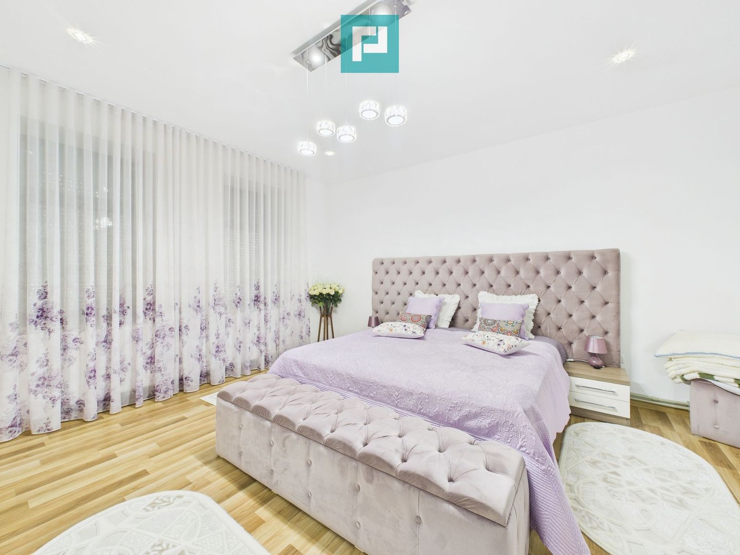 Casă exclusivistă cu 4 camere, în Secusigiu, Arad - Poză 7