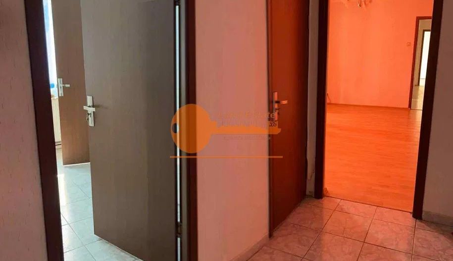 3 camere Gorjului ( Centrala-bloc reabilitat ) - Poză 5