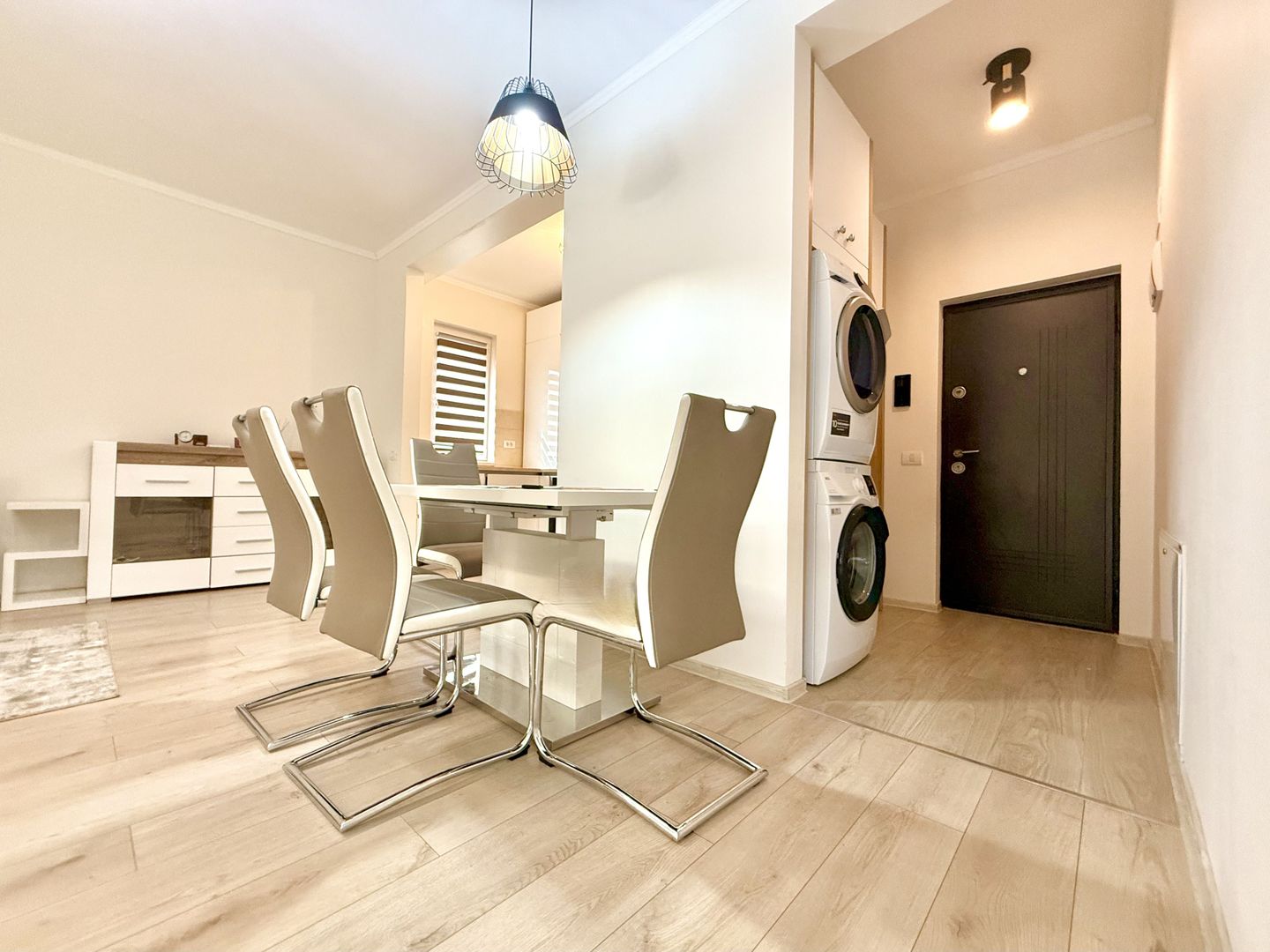 De închiriat apartament 3 camere cu gradină în Dumbrăvița - Poză 5