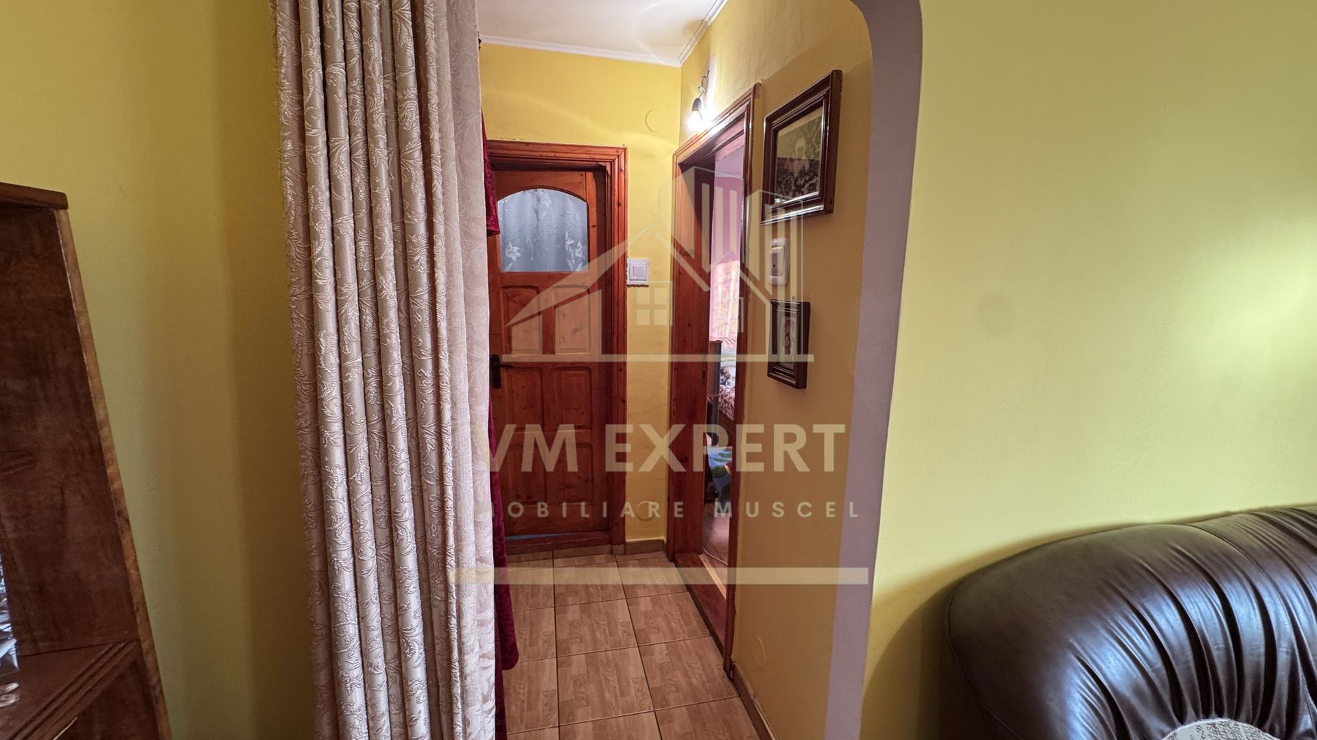 APARTAMENT 2 CAMERE ETAJ 4 VIȘOI CAMPULUNG - Poză 12