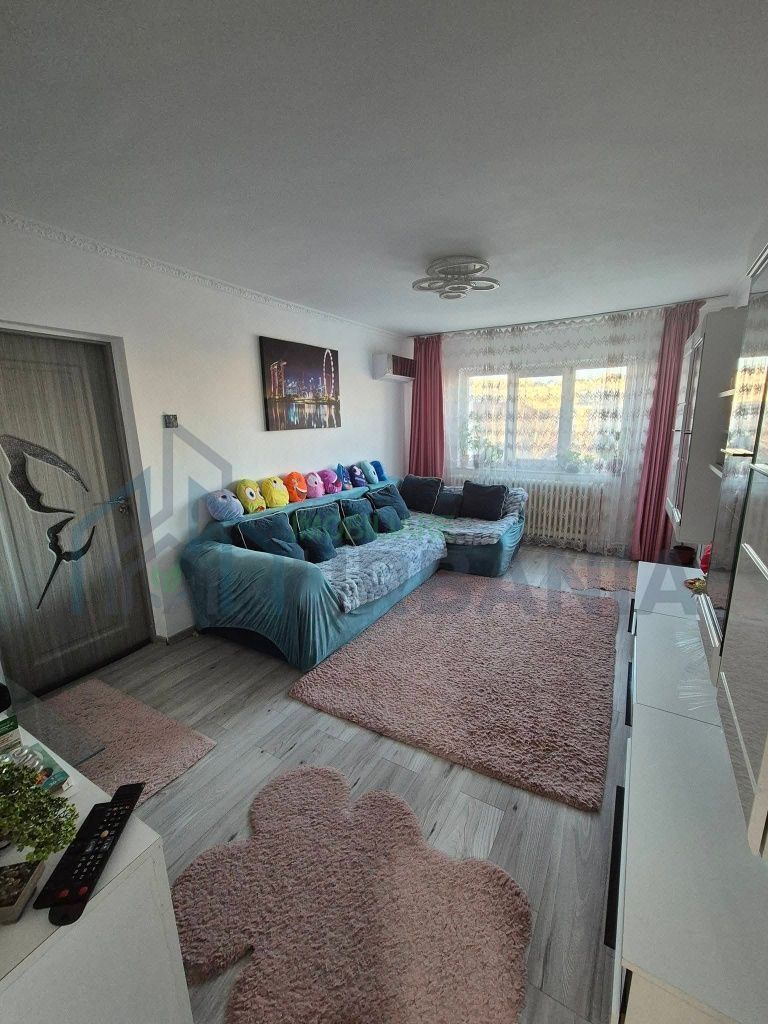 Apartament 3 camere, Podu Roș, modernizat și mobilat - Poză 8