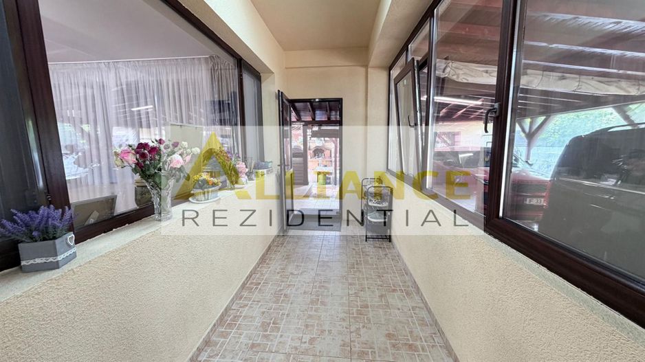 Casa Individuala - 5 camere - 3 bai - 520mp teren - Poză 9