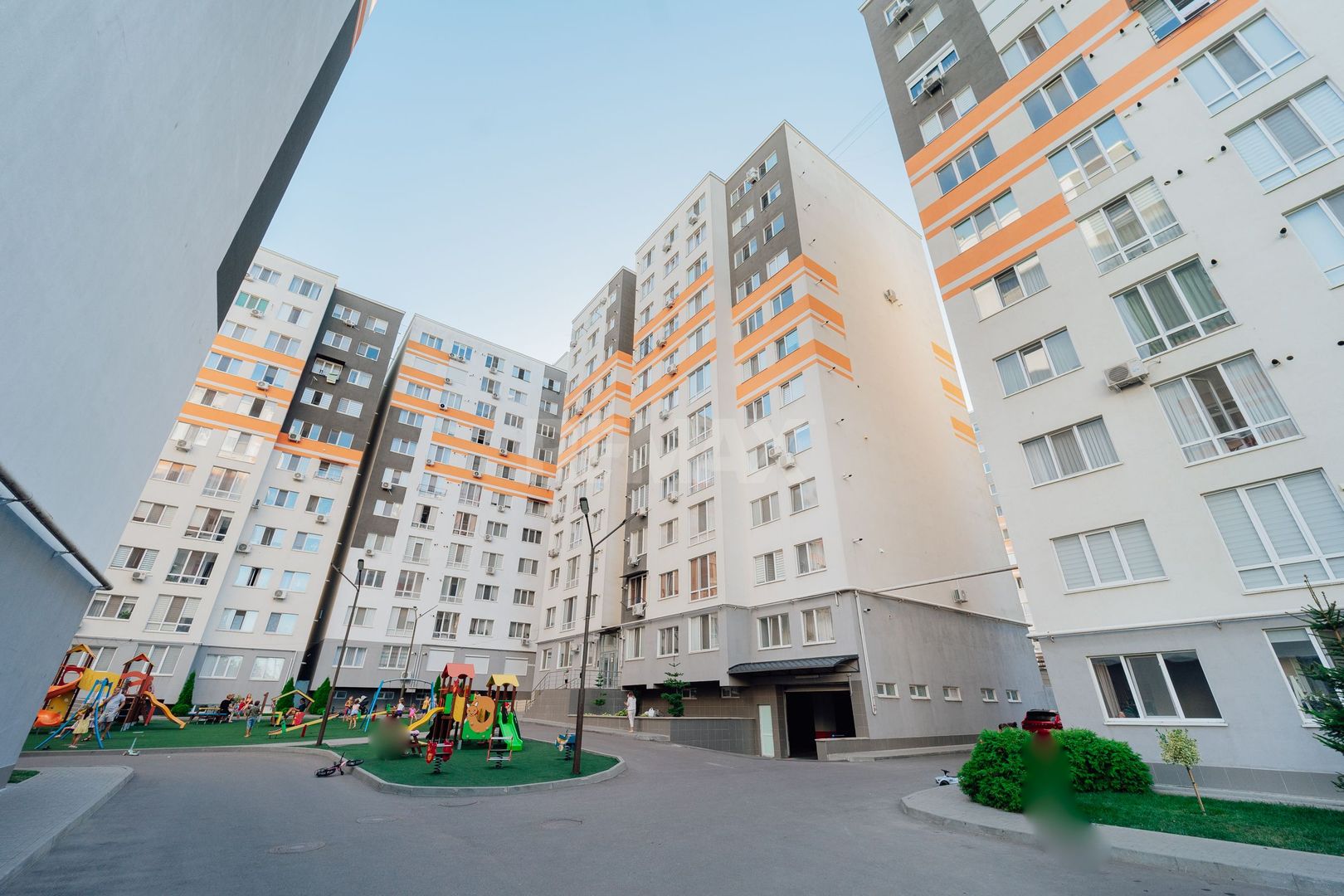 Vând apartament cu 1 cameră. st. Sprincenoaia - Poză 1