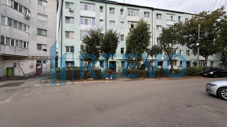 Apartament 3 camere Milcov - Poză 14