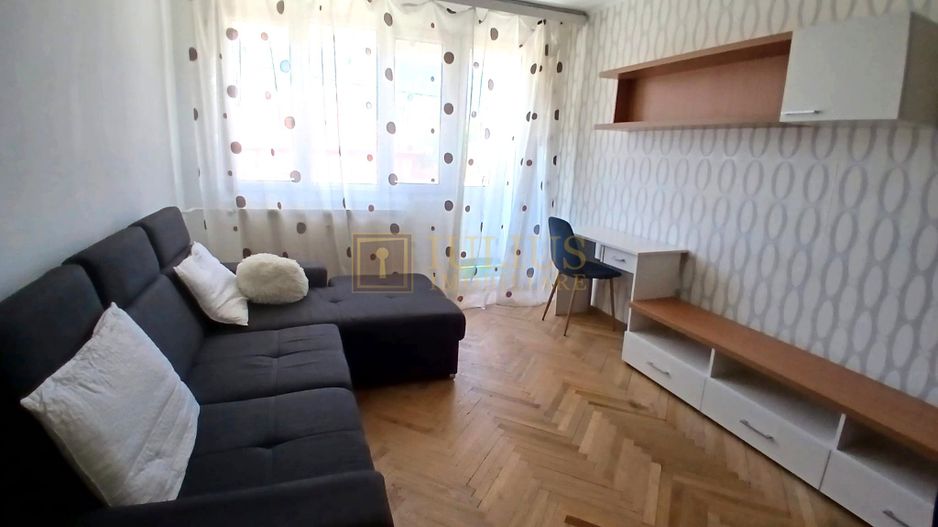 Apartament cu 3 camere in Complexul Studentesc - Poză 2