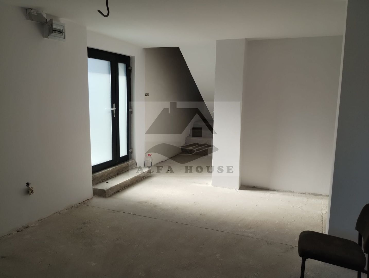 Casa individuala Sacele, 150 mp, 231 mp teren, renovata integral 2025 - Poză 10