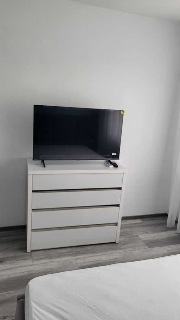 De inchiriat apartament cu 2 camere la Papadie, etaj 3, renovat, 550 E - Poză 10