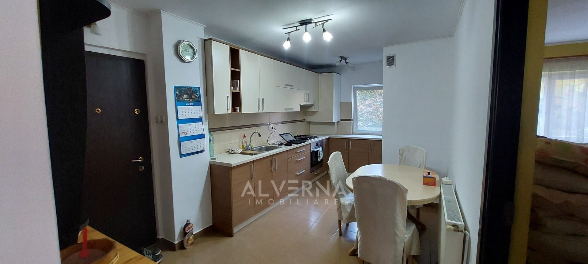 Apartament 4 camere decomandate | 70mp | balcon | catrier Marasti - Poză 2