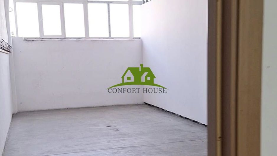 Cladire ideală pentru diverse scopuri comerciale sau industriale - Poză 8