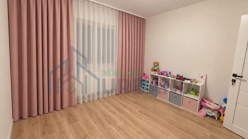 Apartament 4 camere, 2 băi, bloc pe cadre, renovat recent, Mircea Cel Bătrân, nr.1, bl. A1 - Poză 3