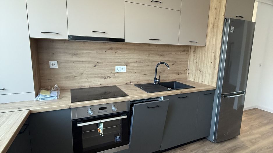 Apartament 3 camere de vânzare – Șelimbăr, zona Mihai Viteazu - Poză 4