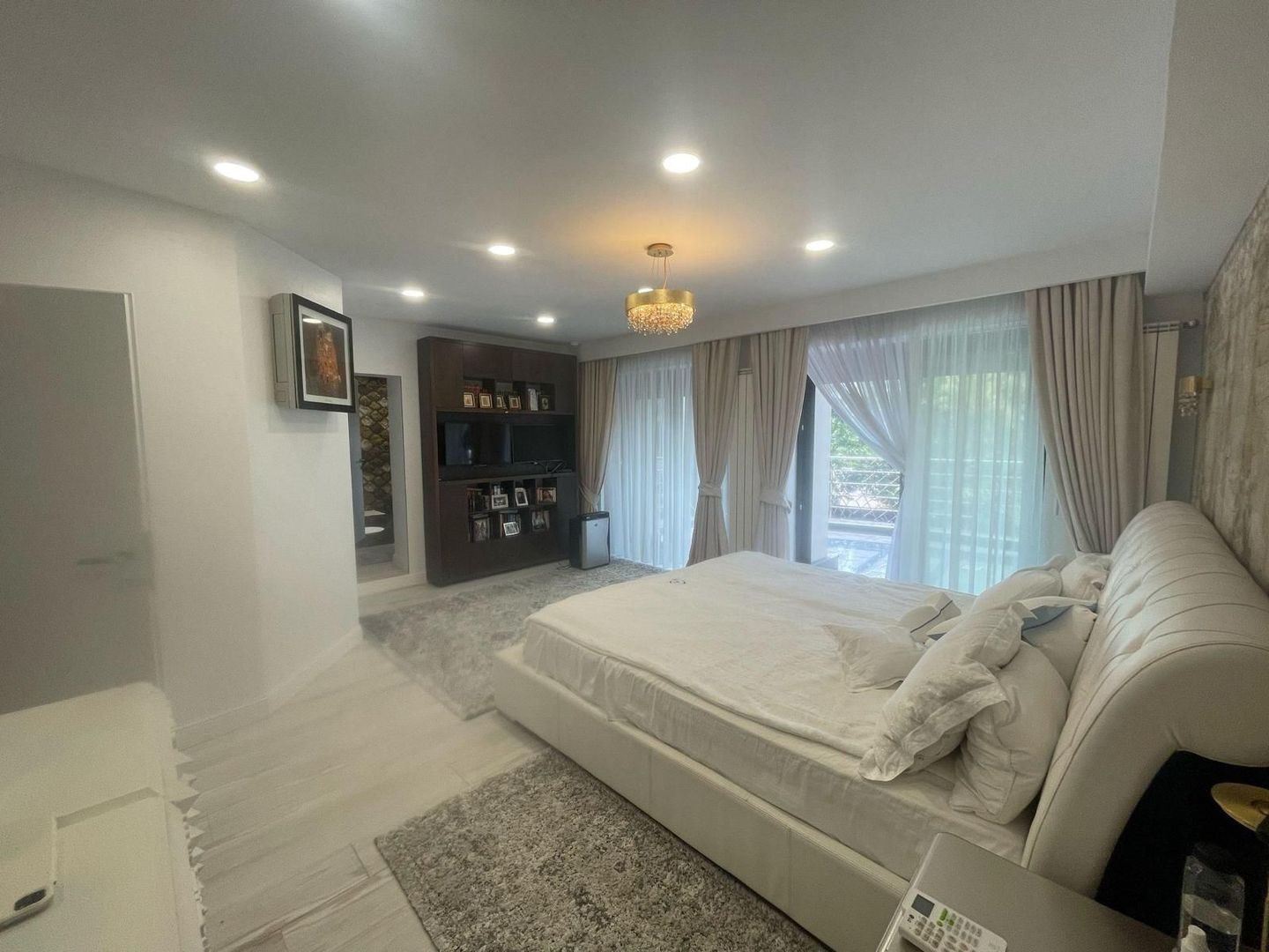 Vila de inchiariat in Herastrau \ Villas Rent in Herastrau area. - Poză 20