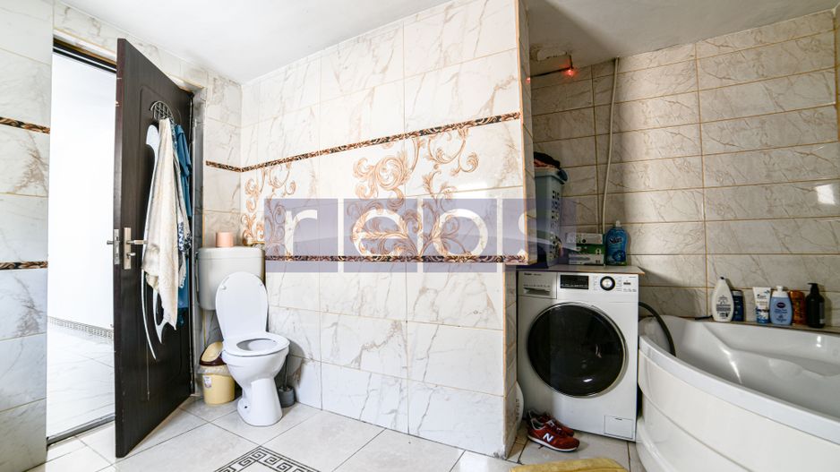 VANZARE | CASA 4 CAMERE | UNIRII - Poză 12