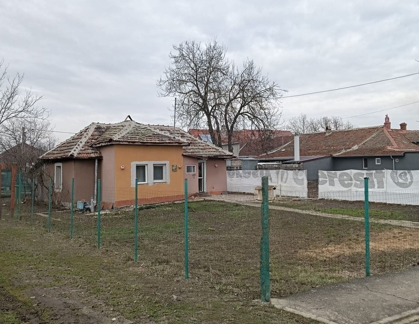 Casa cu teren 403 mp RONAT - Poză 2