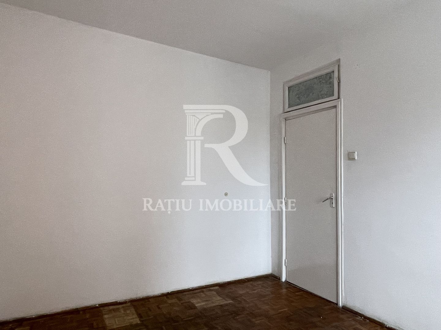 Apartament cu 3 camere | Magheru | Oradea - Poză 3