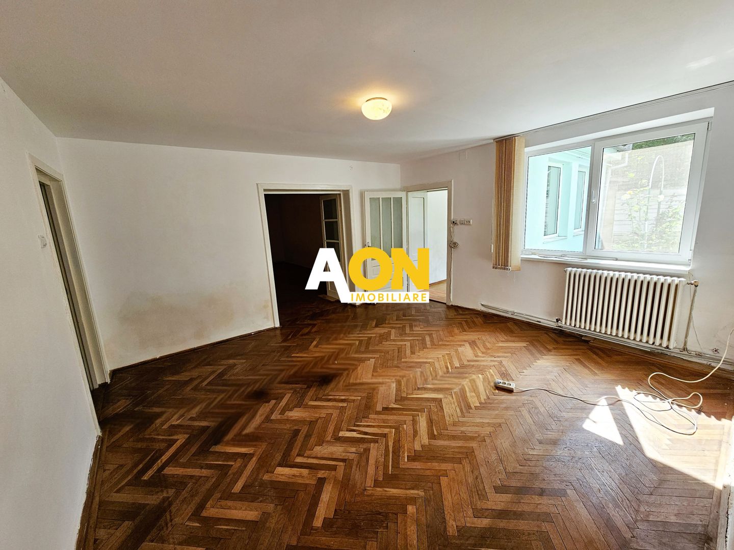 Casa 5 camere, 369 mp teren, zona Centru, pretabila pentru birouri - Poză 12