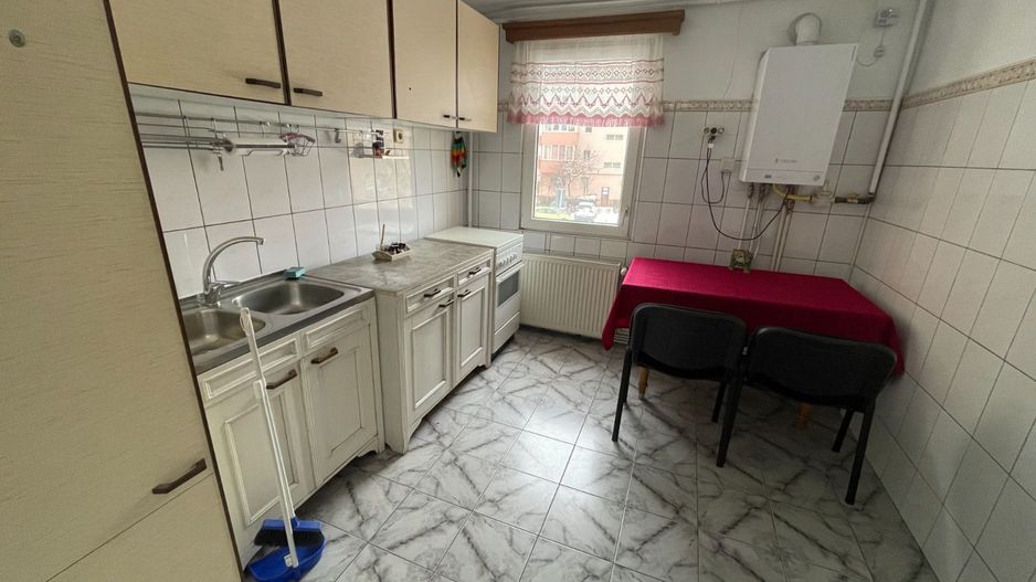 Apartament 4 camere zona LIDL - Harmanului - Poză 6