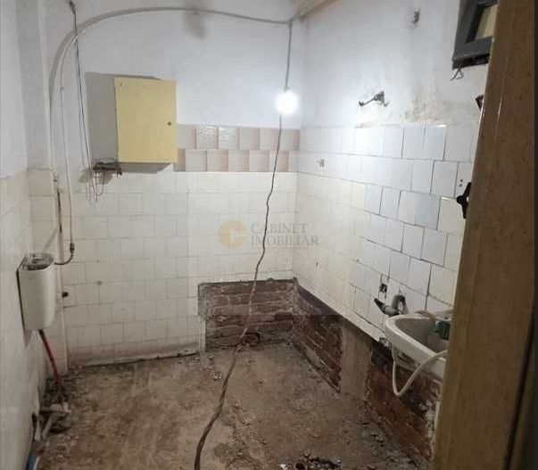 2 camere I Eminescu - Polona I Necesita renovare - Poză 2
