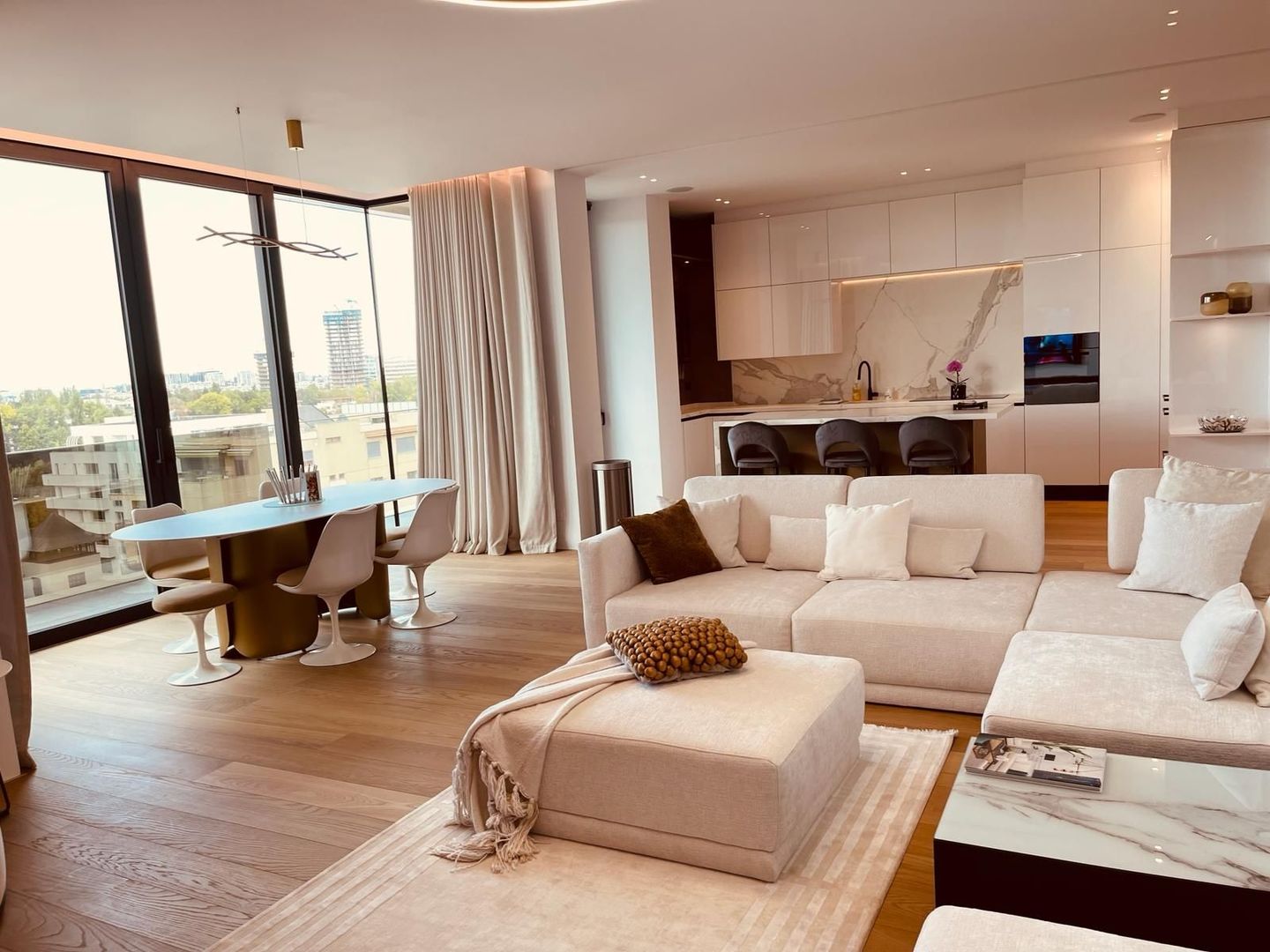 Rahmaninov Residence | 3 Camere de închiriat | LUX | Garaj 2 locuri - Poză 1