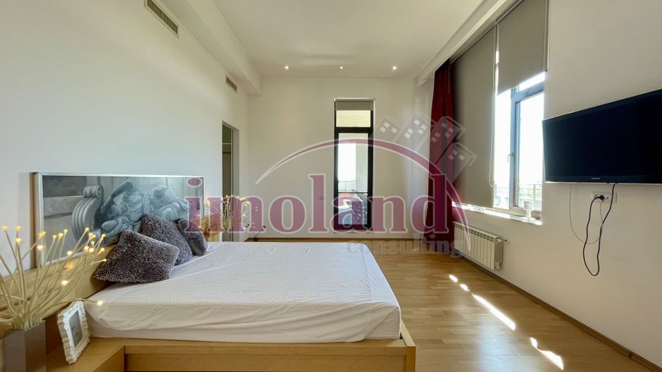 Închiriere Penthouse - 250 mp utili + 320 mp terasă panoramică | Iancu Nicolae - Poză 14