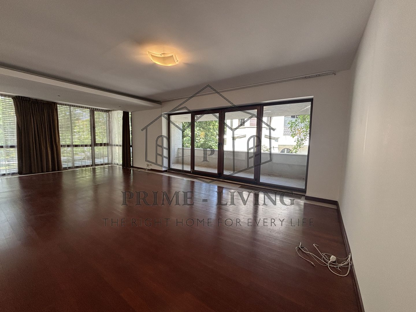 APARTAMENT DE LUX CU 4 CAMERE IN DOROBANTI CAPITALE - Poză 8