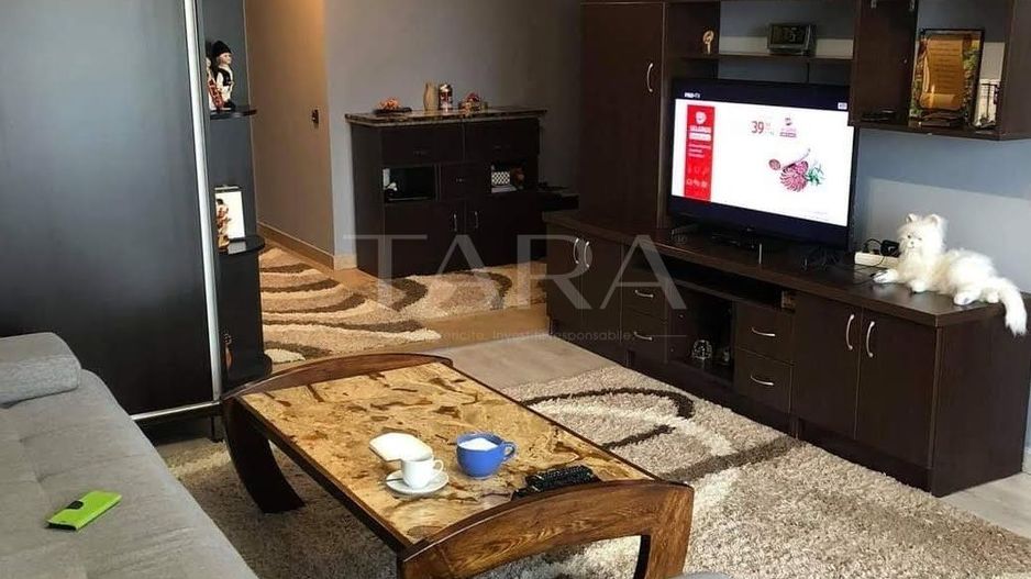 Apartament in zona Profi, central Floresti. - Poză 2