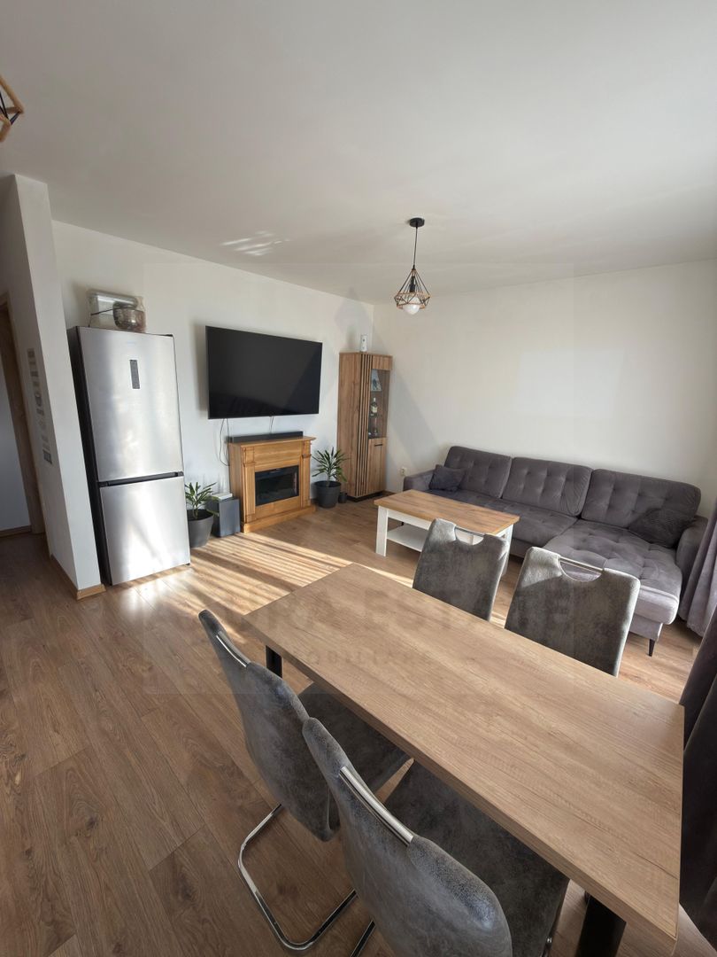 Apartament modern 3 camere balcon 10 mp parcare privata in Terezian - Poză 1