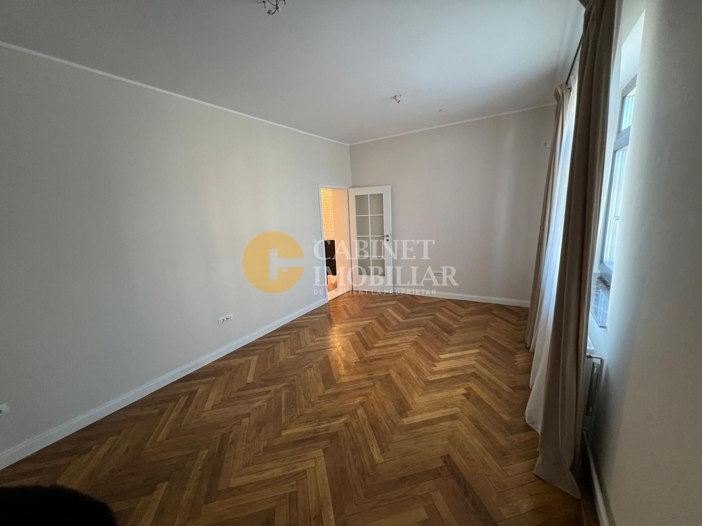 Sararie - 3 camere - Intabulat - Poză 9