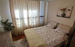 Vand apartament cu 3 camere in Tudor,strada Livezeni. - Poză 4