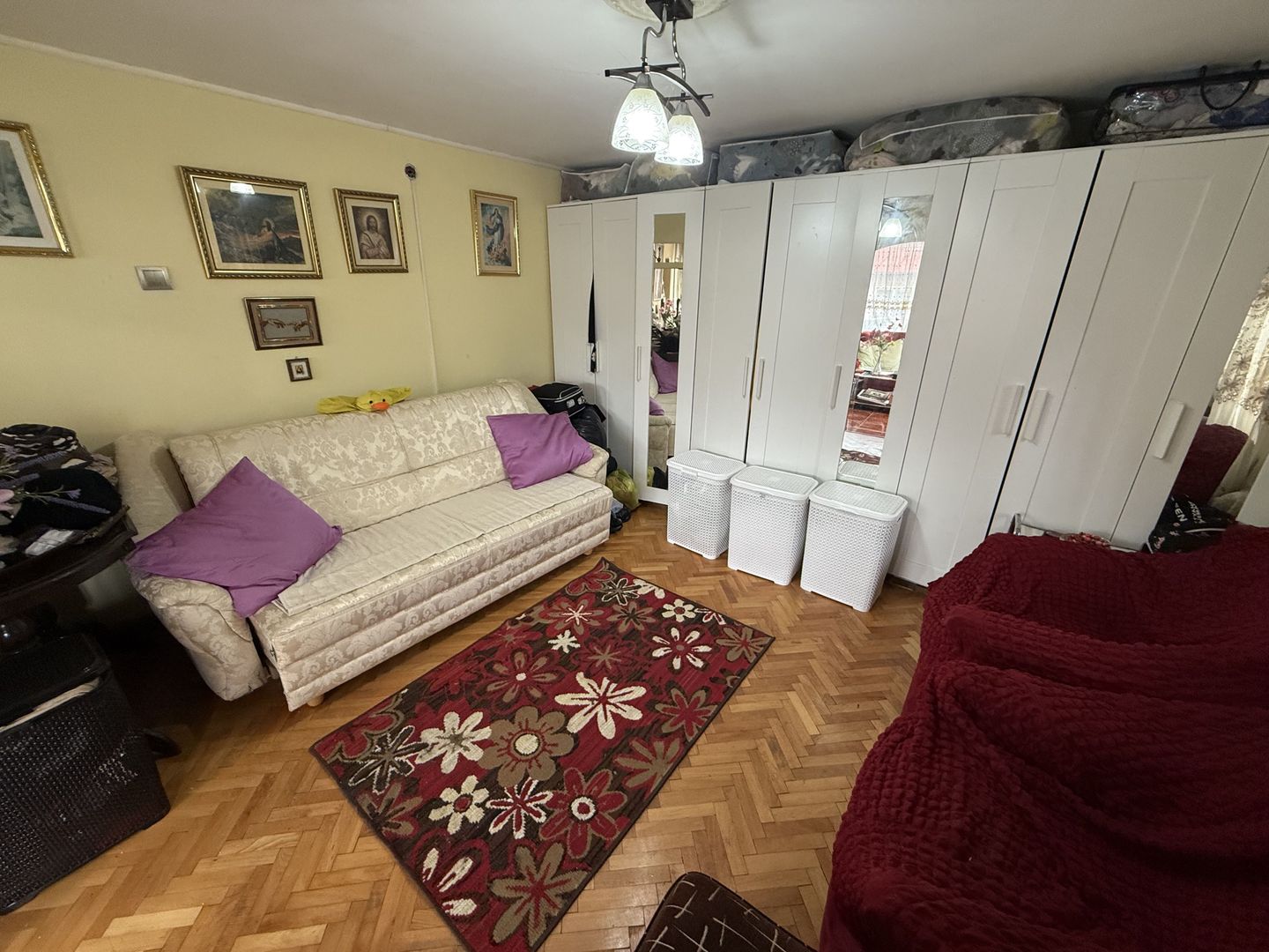 Casă corp C1 84mp + casă corp C2 51mp+garaj+ grădină și teren 889mp - Poză 6