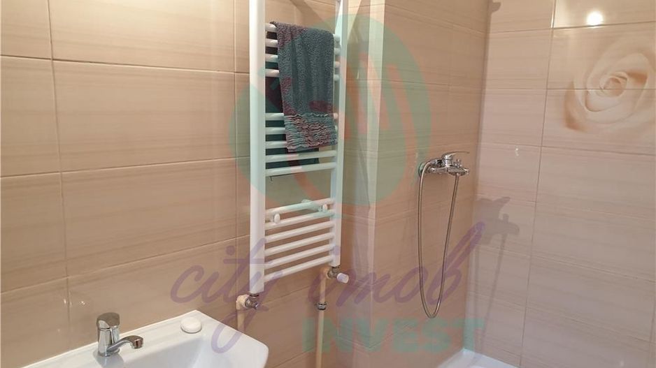 Apartament in vila cu gradina - Poză 6