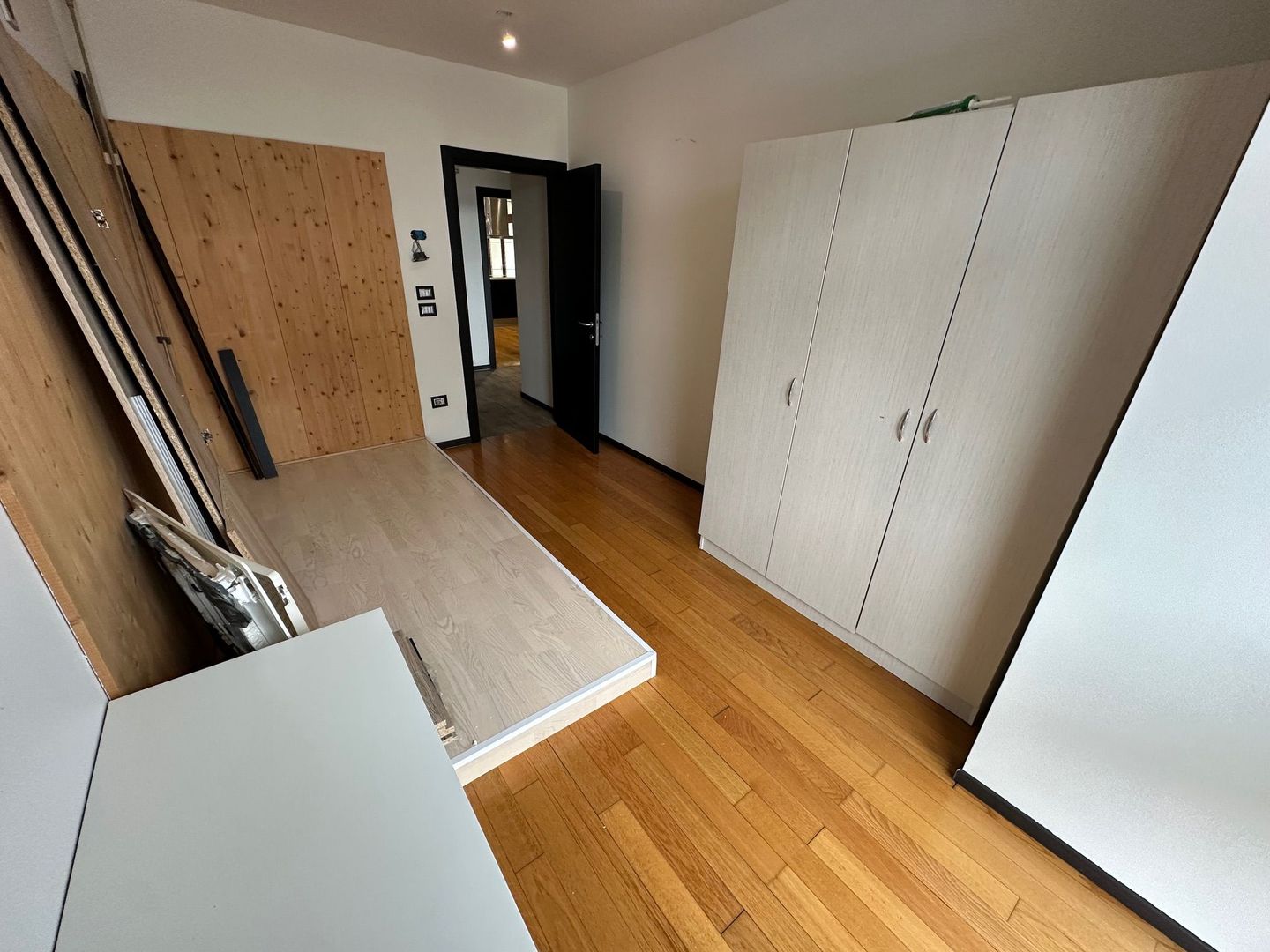 Apartament cu 5 camere în zona Brancoveanu - Poză 22