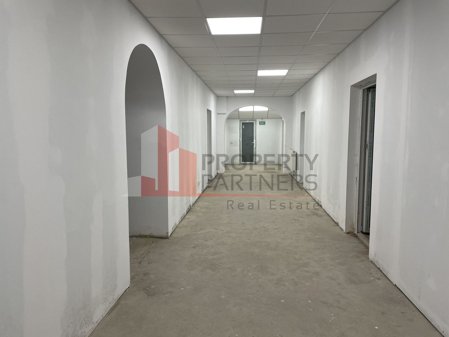 Spatiu de birou Premier Business Center - Poză 7