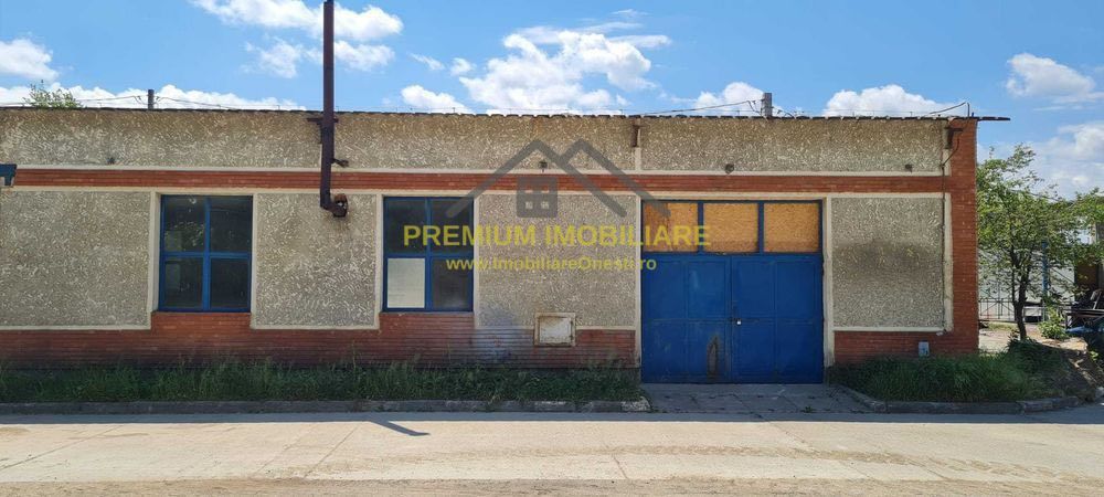Hala + Teren de Vânzare în Onești - Poză 1