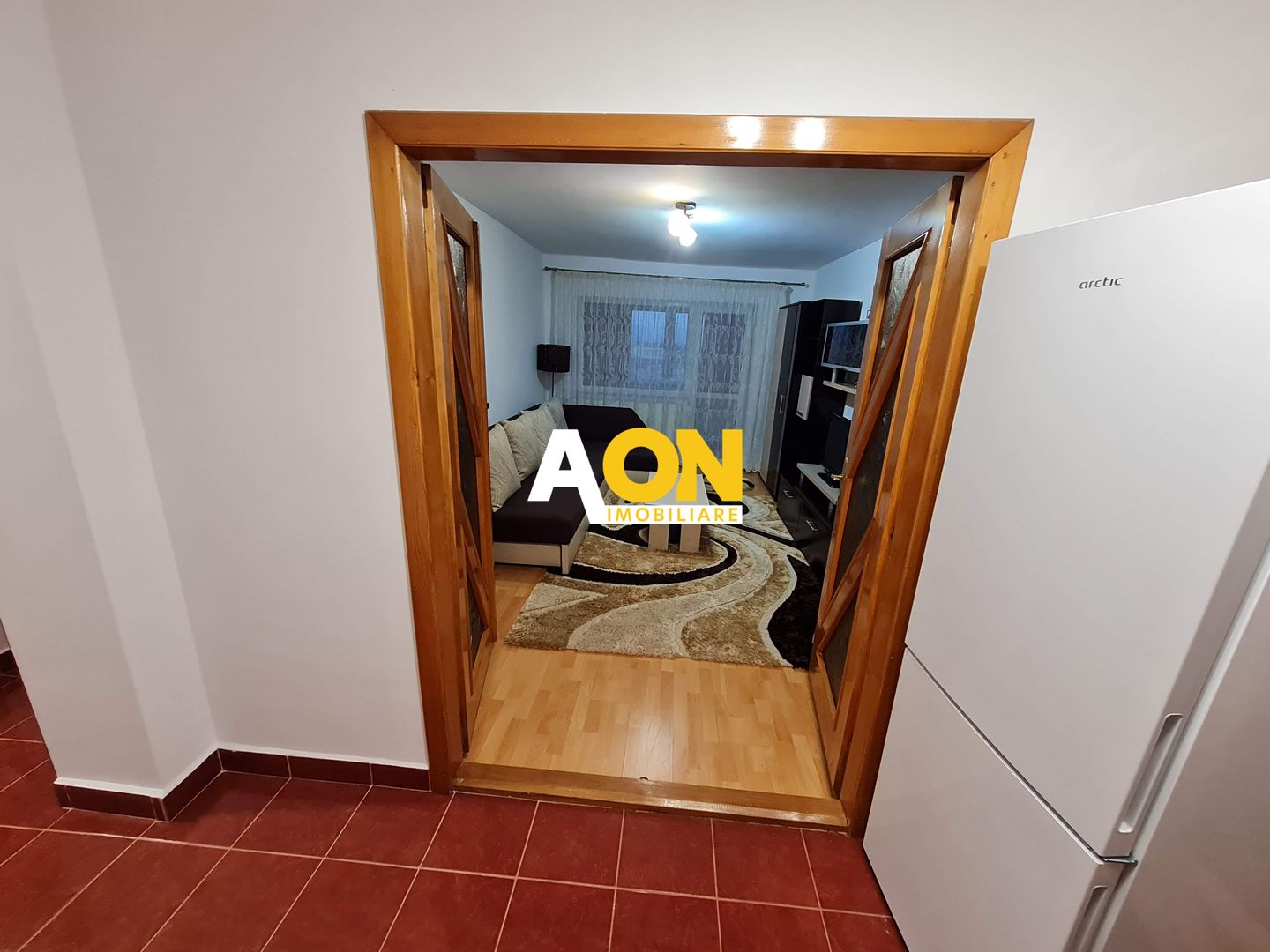 Aparatament 2 Camere Decomandat Zona Cetate - Poză 4