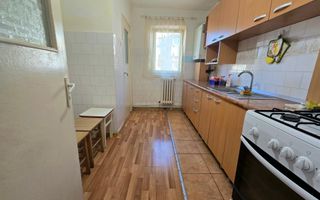 Apartament 3 Camere, 2 Bai, 2 Balcoane, Zona Cetate - Poză 4