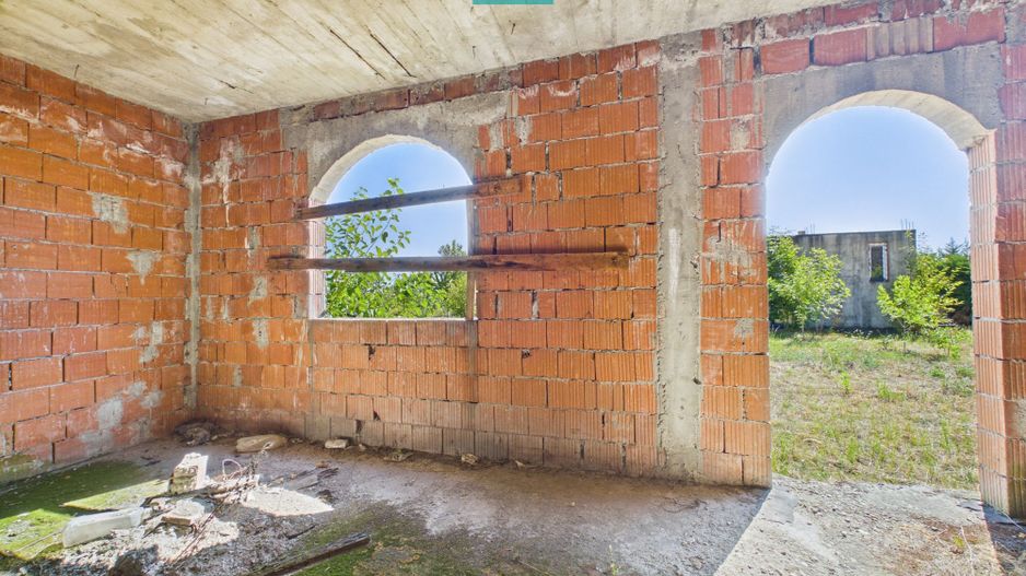 Vilă pe 3 niveluri și garaj 168mp în Zimandu Nou - Poză 9