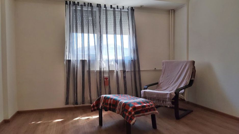 Apartament 4 camere, Calea Aradului - Oradea, tip D, renovat, vanzare - Poză 8