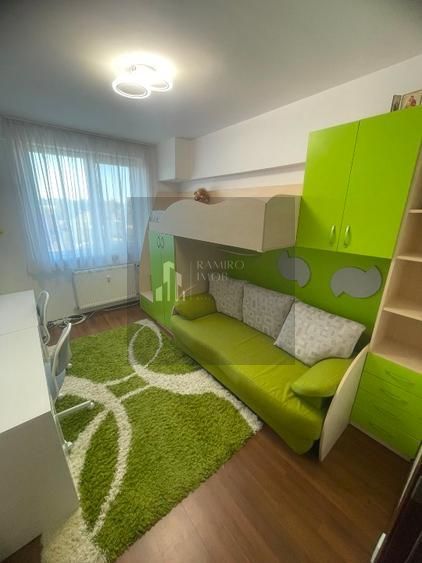 De vanzare 3 camere decomandat Piața Sudului Fantana Florilor - Poză 1