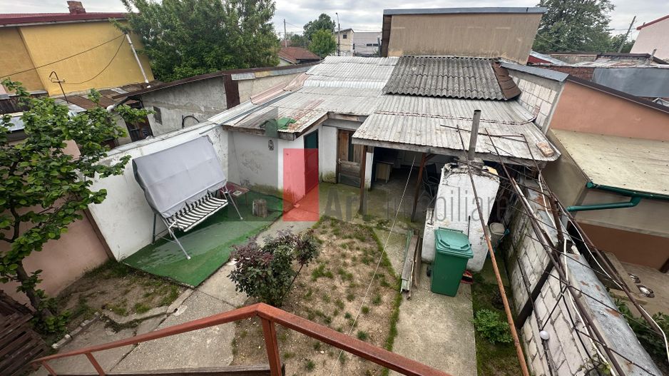 Casă Primitoare pentru Familii – Oferă Spațiu și Confort - Poză 10