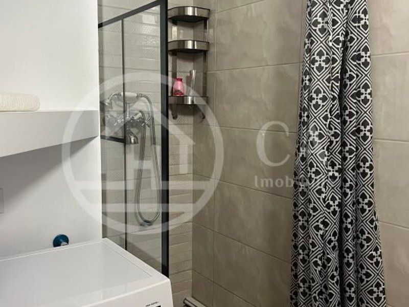 Apartament lux cu 3 camere de inchiriat zona Republicii Oradea - Poză 11