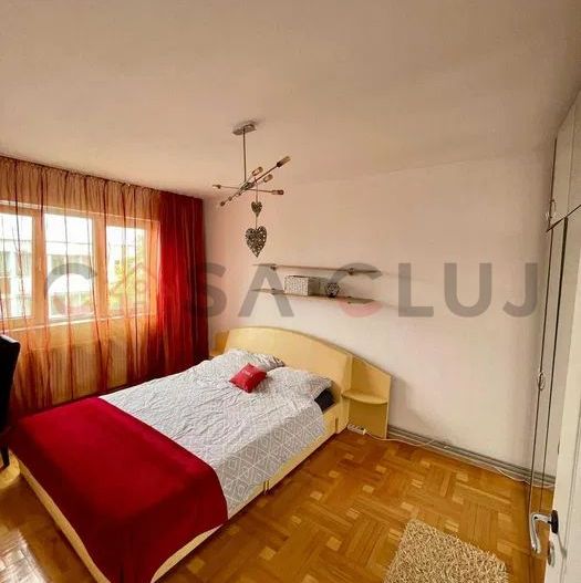 Decomandat - Etaj Intermediar - Bloc Izolat - Zona "La terenuri" - Poză 2