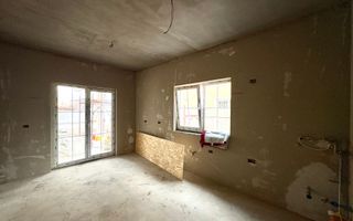 Duplex cu 4 camere, despărțit prin CARPORT | Mosnita Noua | HORNBACH - Poză 3