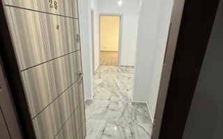Apartament 4 camere de vanzare - Poză 1